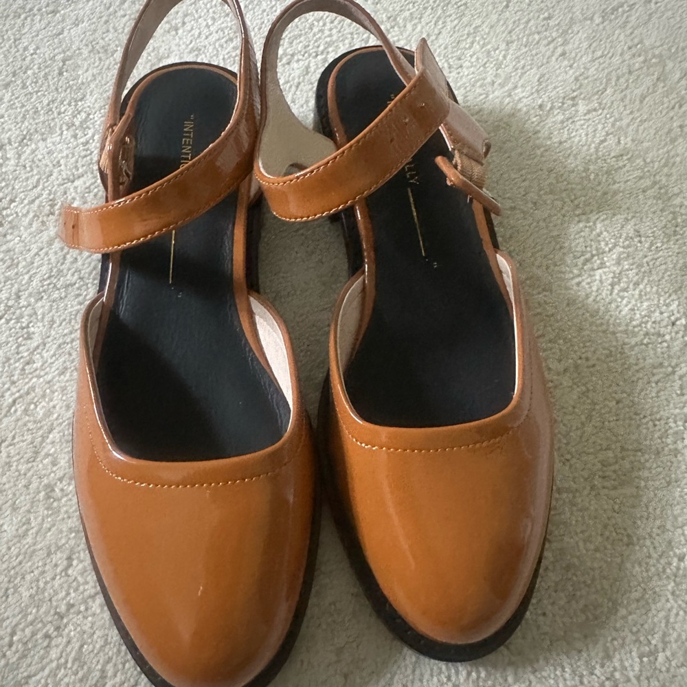 INTENTIONALLY BLANK Tan Flats with Strap